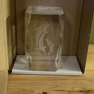 3 Dolphins 3D Laser Etched Crystal Glass 3x2 Paperweight‎